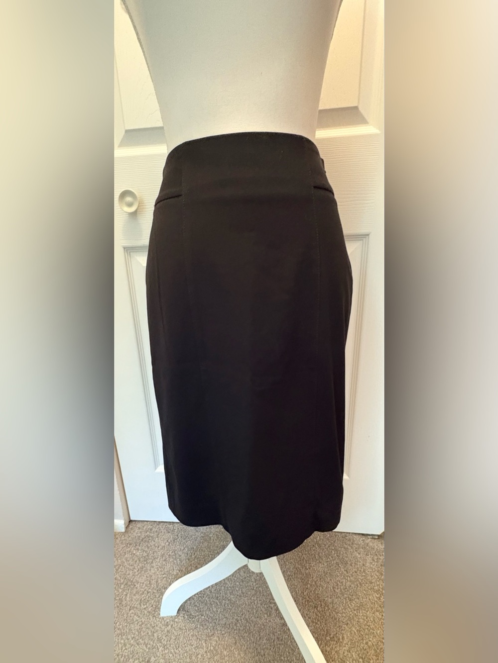 White House Black Market Black Tailored Pencil Skirt